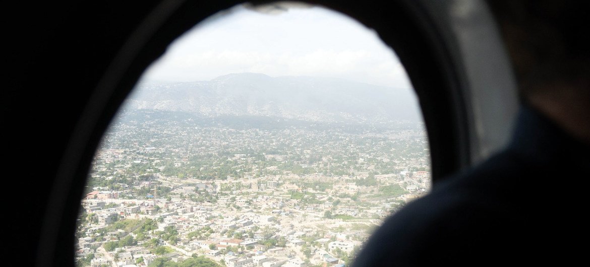 A maior parte da capital haitiana, Port-au-Prince, é controlada por gangues.