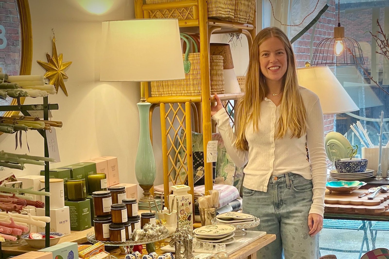 Interior do sucesso em lojas da decoração de esvazia