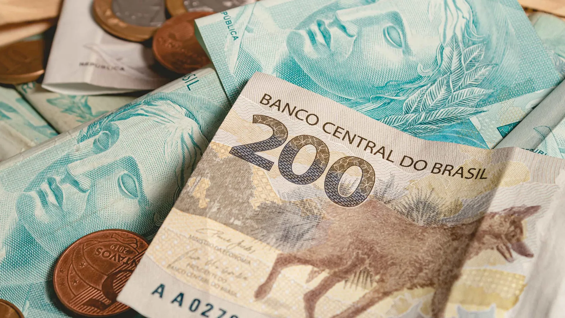 Mais de R$ 9 bilhões ainda estão esquecidos nos bancos