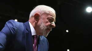 Irritado com vazamento, Lula diz ter pedido ajuda a Xi Jinping com TikTok